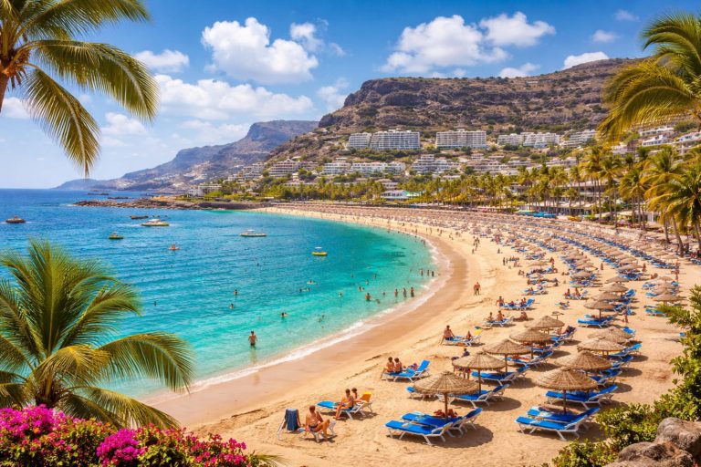 Die Kanarischen Inseln sind Spaniens beliebteste Weihnachtsdestination