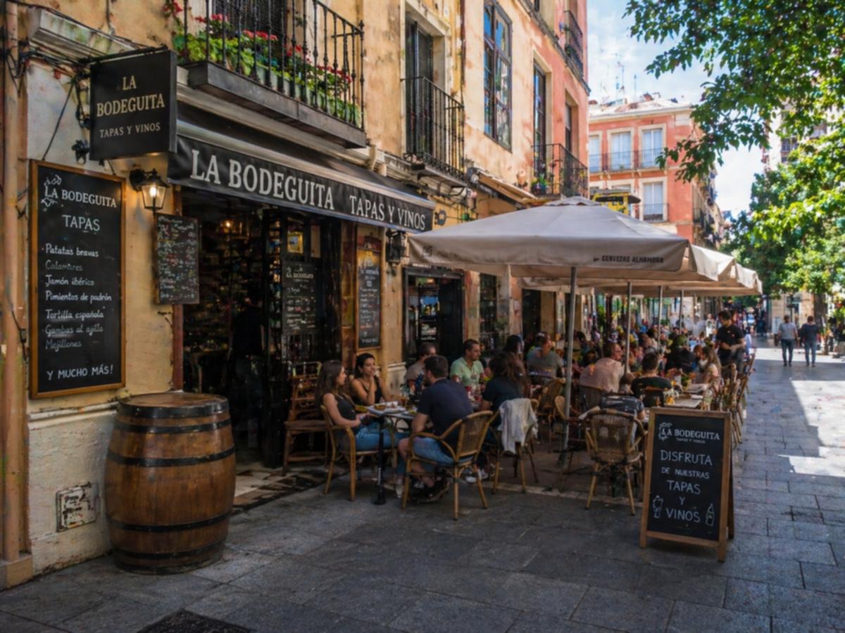 Neue Regeln für Terrassenbetrieb in Spanien bei extremer Hitze – Kulinarik (Lokal Terasse)