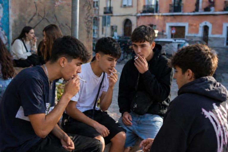 Spanien diskutiert mögliche Verschärfung der Tabakgesetze nach britischem Vorbild