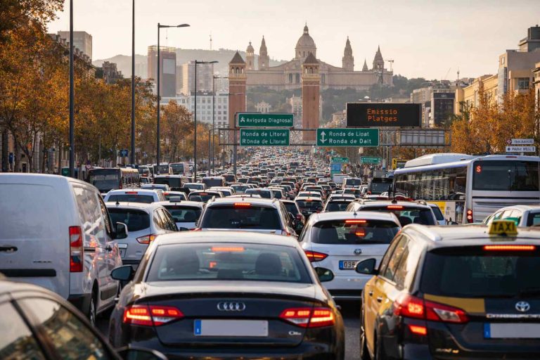 482 Verkehrstote in Spanien durch seltene Unfallart im Jahr 2025